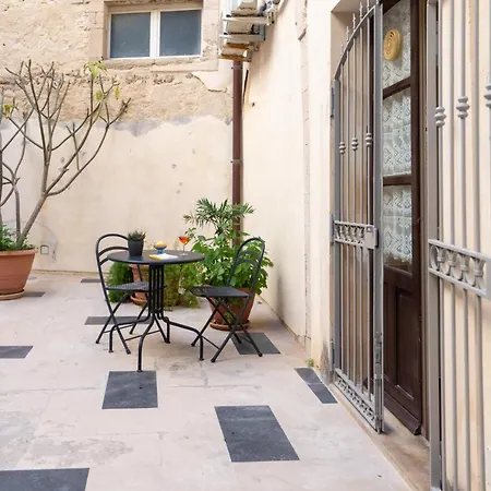 Gli Archi Di Ortigia - Cala Rossa Cozy Syracuse