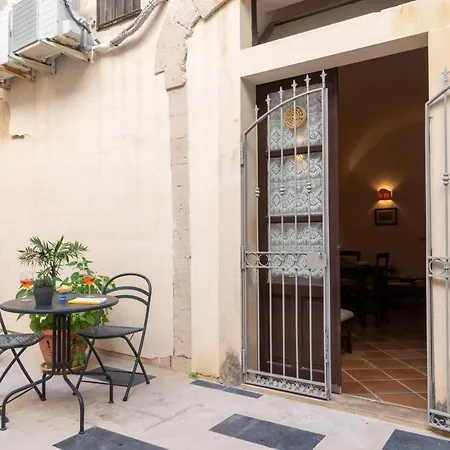 Gli Archi Di Ortigia - Cala Rossa Cozy Appartement Syracuse