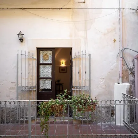 Gli Archi Di Ortigia - Cala Rossa Cozy * Syracuse